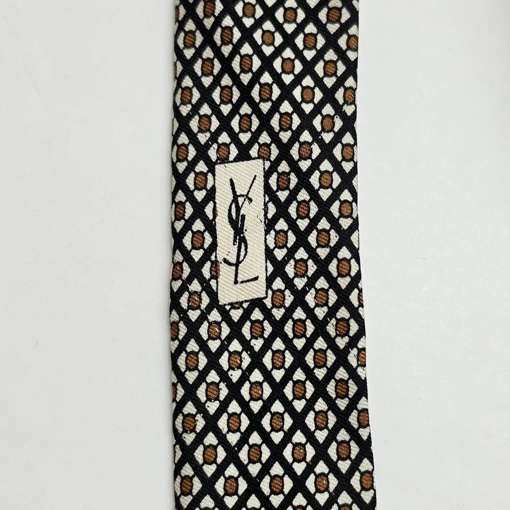 Yves Saint Laurent Silk Necktie Mens OS Red Black Geometric Medallion YSL